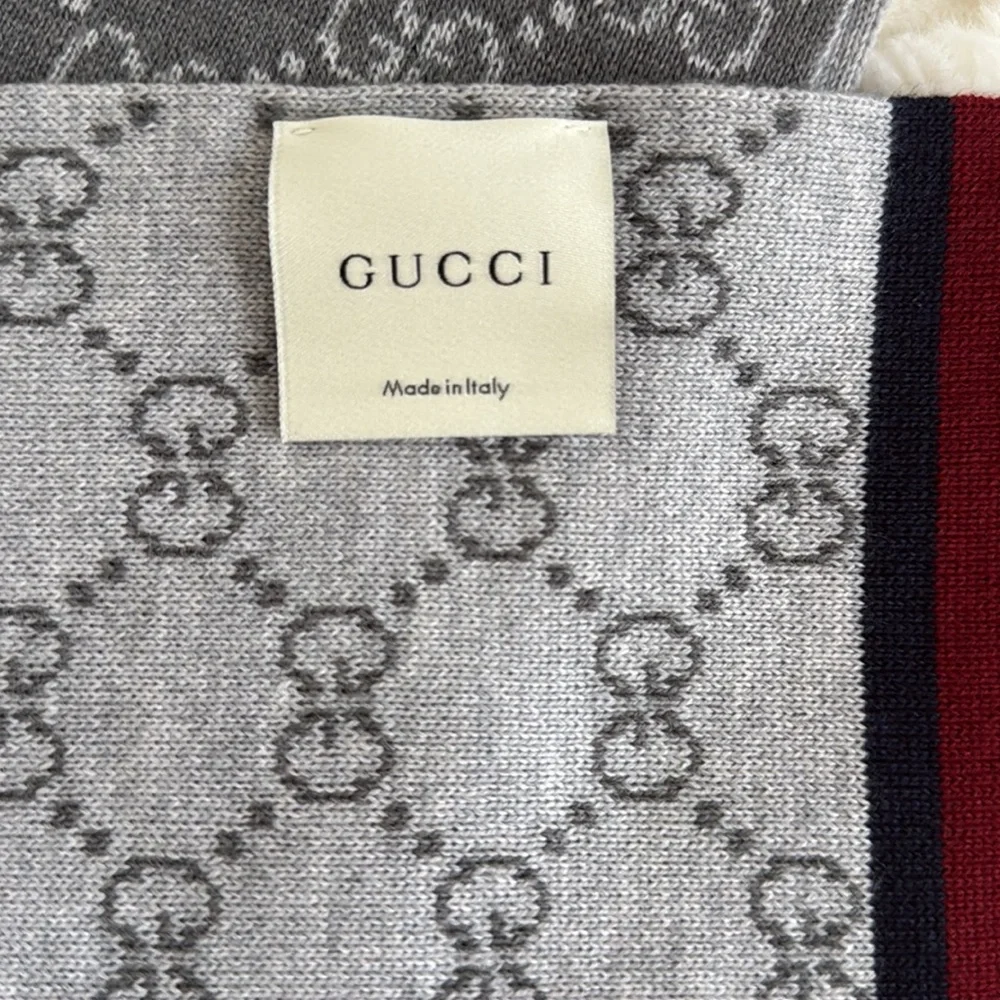 Gucci 100% Wool Scarf-Authentic-NWOT